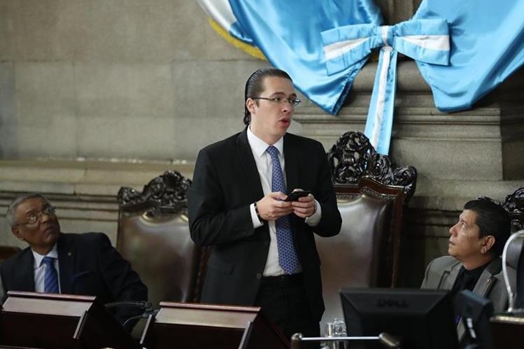 Felipe Alejos es el primer vicepresidente del Congreso de la República. (Foto Prensa Libre: Hemeroteca PL)