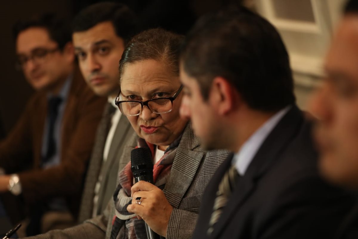 La fiscal general Consuelo Porras brindó la conferencia en un hotel capitalino. (Foto Prensa Libre:Esvin García)