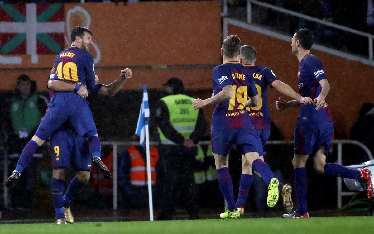 El Barcelona de Ernesto Valverde da miedo y esta vez la Real Sociedad fue su víctima. (Foto Prensa Libre: EFE)