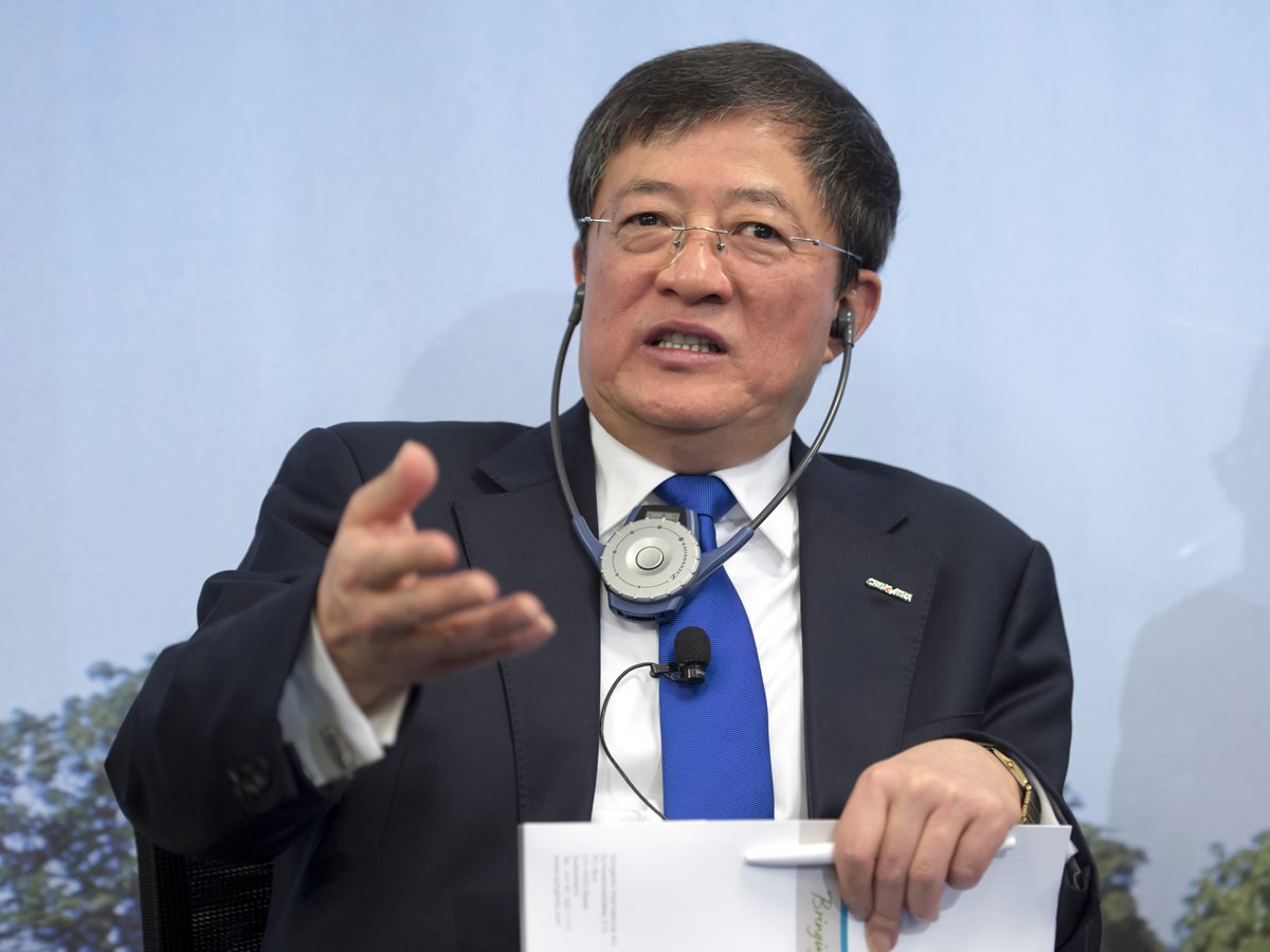 Ren Jianxin, habló en la reunión anual de la empresa agroquímica Syngenta en Suiza. (Foto Prensa Libre:AP)