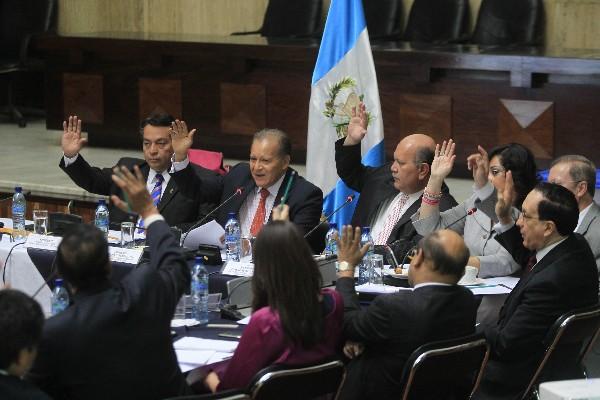 Los integrantes de la Comisión de Postulación para elegir candidatos para el Ministerio Público se reunieron ayer en la Sala de Vistas de la Corte Suprema de Justicia.