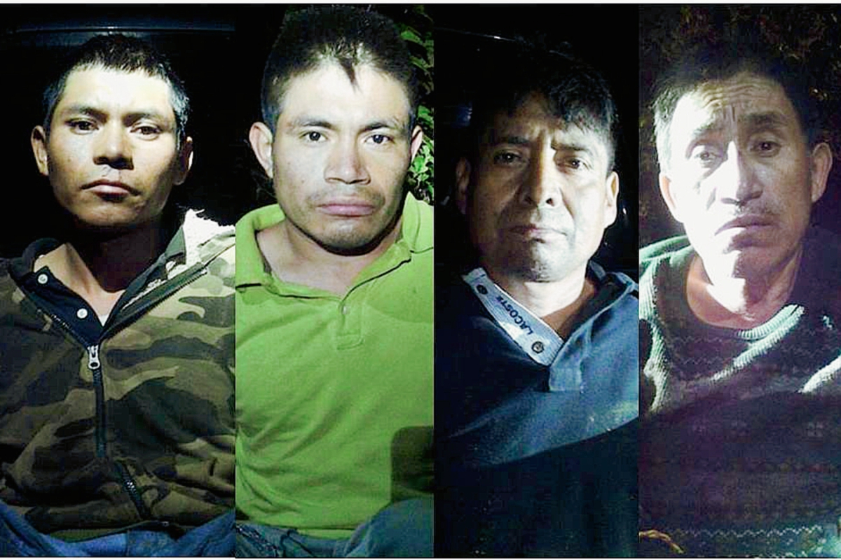 Cuatro de los capturados por la PNC sindicados de secuestrar a un comerciante en Nebaj, Quiché. (Foto Prensa Libre: PNC)
