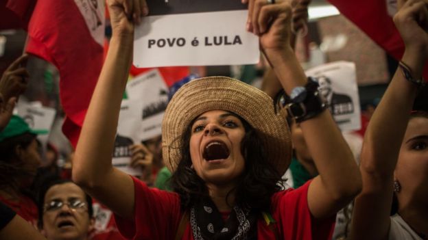 El Partido de los Trabajadores de Lula lo mantiene como candidato a la presidencia y es, según las encuestas, el que tiene el mayor apoyo en intención de voto. GETTY IMAGES