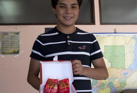 Ken Lou Castillo. (Foto Prensa Libre: EFE)