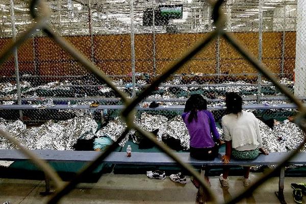 Menores de edad en un centro de detención en Estados Unidos. (Foto Prensa Libre: Hemeroteca PL)