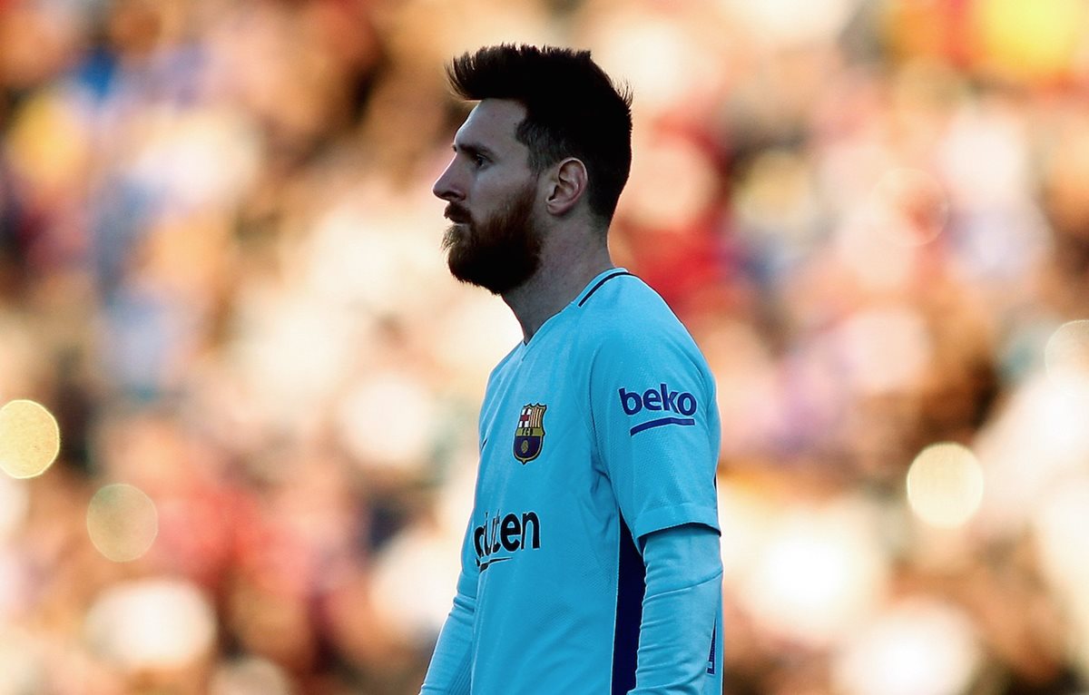 En 45 días Lionel Messi podría negociar con cualquier otro equipo en caso de que no se concrete su renovación con el FC Barcelona. (Foto Prensa Libre: AFP)