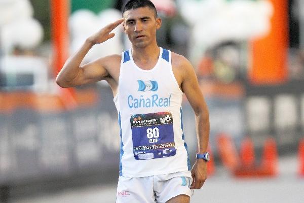Arévalo destacó en el medio maratón. (Foto Prensa Libre: Eduardo González)