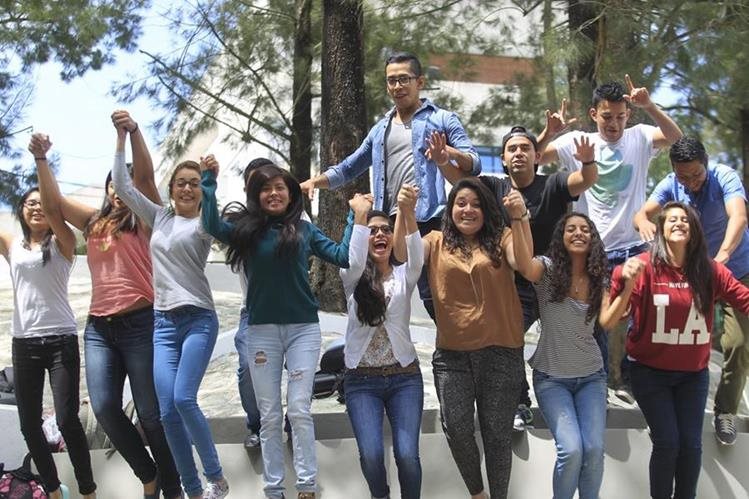 Los jóvenes son un sector desatendido por el Estado, según una evaluación de la PDH. (Foto Prensa Libre: Hemeroteca PL9