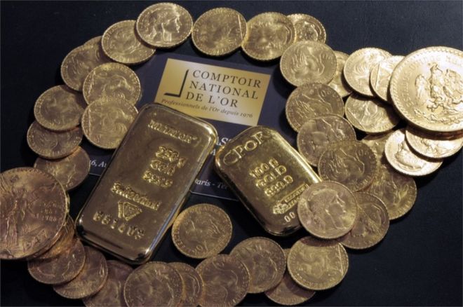 Una muestra del oro encontrado, que suma en total 100 kilos. AFP/GETTY
