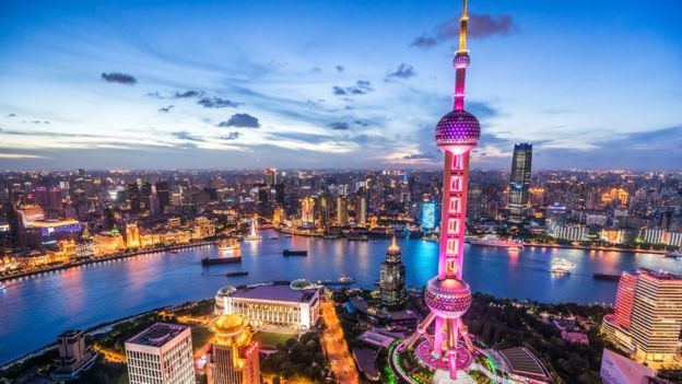 China ofrece a turistas hasta 144 horas de permiso sin visa para hacer turismo en varias ciudades como Shanghái. FOTO: GETTY IMAGES