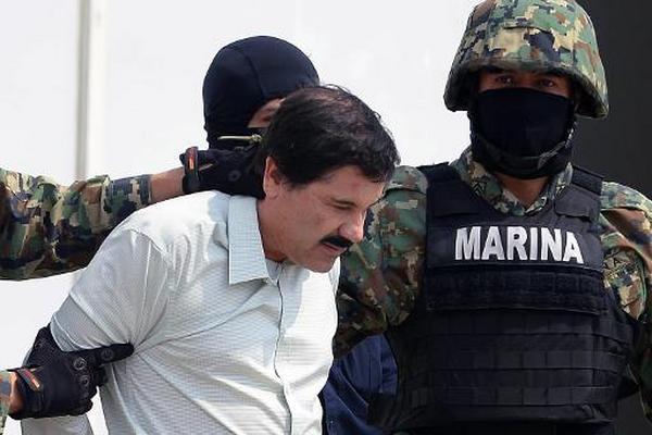 Foto del arresto del traficante de droga mexicano, Joaquin "Chapo" Guzman, el 22 de febrero de 2014 en México. (Foto Prensa Libre: AFP).