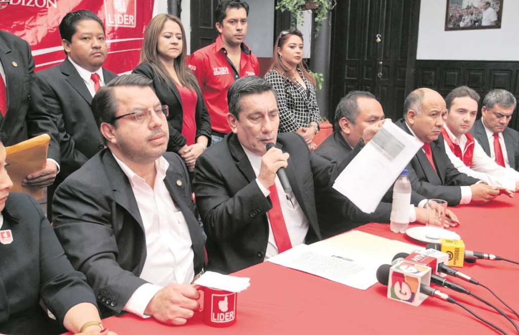 El diputado Roberto Villate es investigado por financiamiento electoral ilícito en el partido Líder. (Foto Prensa Libre: Hemeroteca PL)