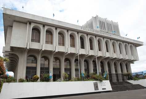 En el 2012 ,  la CSJ  dio trámite a 207 solicitudes, de las cuales hay  cuatro contra Edwin Escobar   y dos contra Pérez Leal.  (Foto Prensa Libre: Archivo)