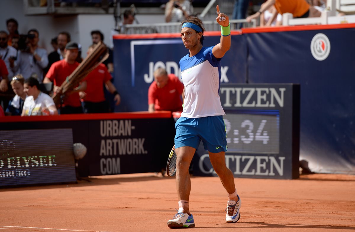 Rafael Nadal se consagró ayer en Hamburgo. (Foto Prensa Libre: AFP)