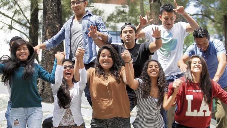 La iniciativa de ley para la juventud podría excluir a los adolescentes y concentrarse en jóvenes de 18 a 30 años. (Foto Prensa Libre: Hemeroteca PL)