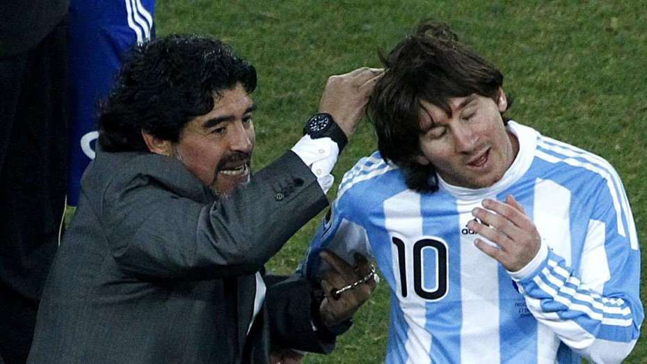 Diego Armando Maradona siempre ha sido critico con las actuaciones de Messi con la Selección Argentina. (Foto Prensa Libre: Hemeroteca PL)