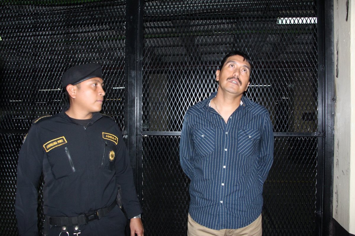 El militar Roberto Arturo Iboy Monroy fue enviado a la Torre de Tribunales. (Foto Prensa Libre: cortesía PNC)