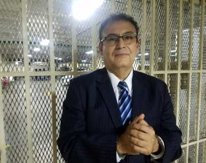 Magistrado Eddy Orellana seguirá en prisión preventiva