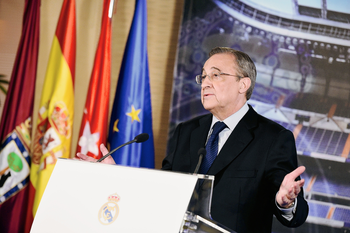El presidente del Real Madrid  Florentino Pérez desvelará el nombre del nuevo entrenador del Club la próxima semana. (Foto Prensa Libre: AFP)