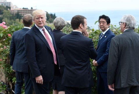 Trump fue el último líder en llegar a la inauguración oficial del G7. (Foto Prensa Libre: AFP)