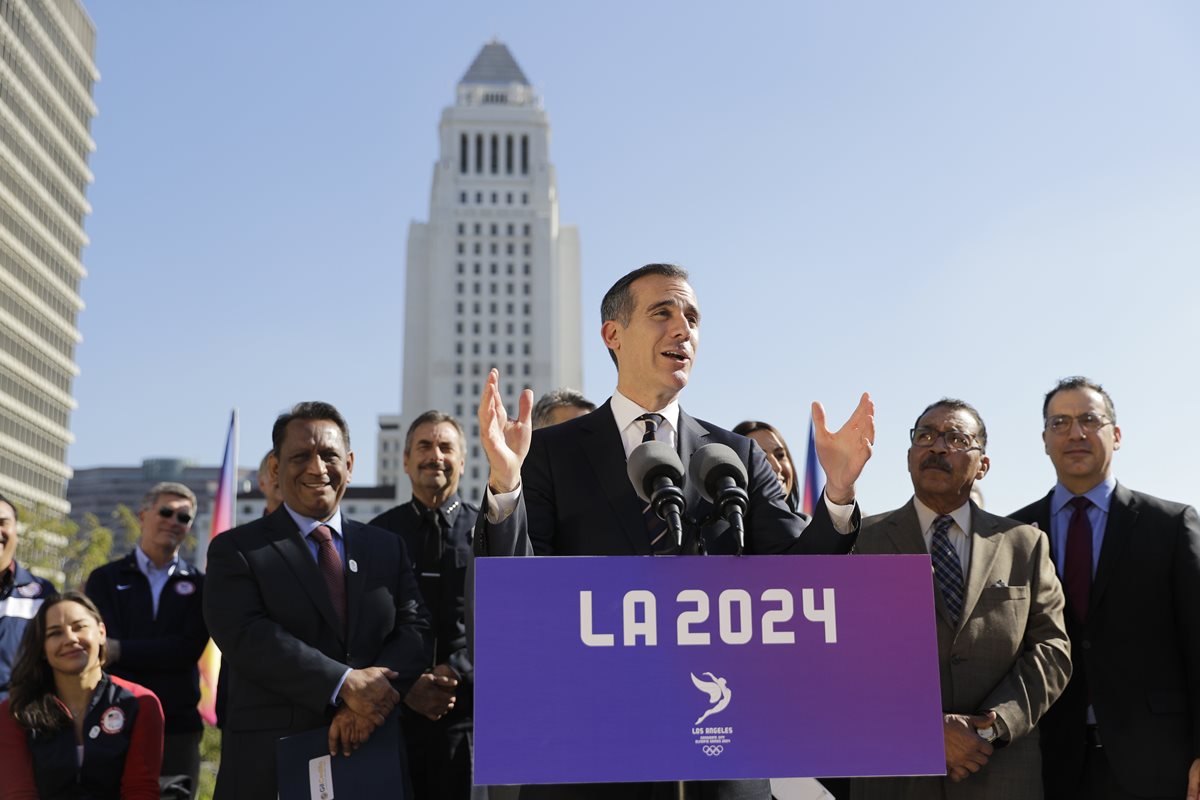 Eric Garcetti, Alcalde de Los Ángeles da el total respaldo a la ciudad para ser candidata de los Juegos Olímpicos de 2024. (Foto Prensa Libre: AP)