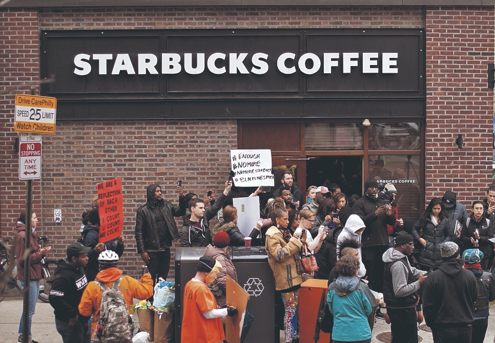 Caso Starbucks: ¿Puede una capacitación cambiar los prejuicios del personal?