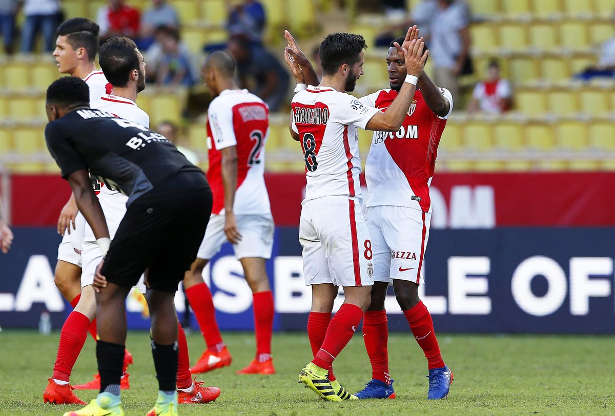El Mónaco "asaltó" el liderato y presiona al Paris Saint Germain. (Foto Prensa Libre: EFE)