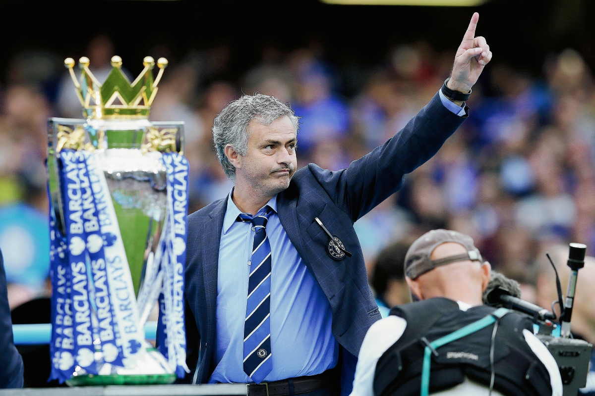 Jose Mourinho llevó a los blues a ganar su quinta corona en la Liga Premier. (Foto Prensa Libre: AFP)