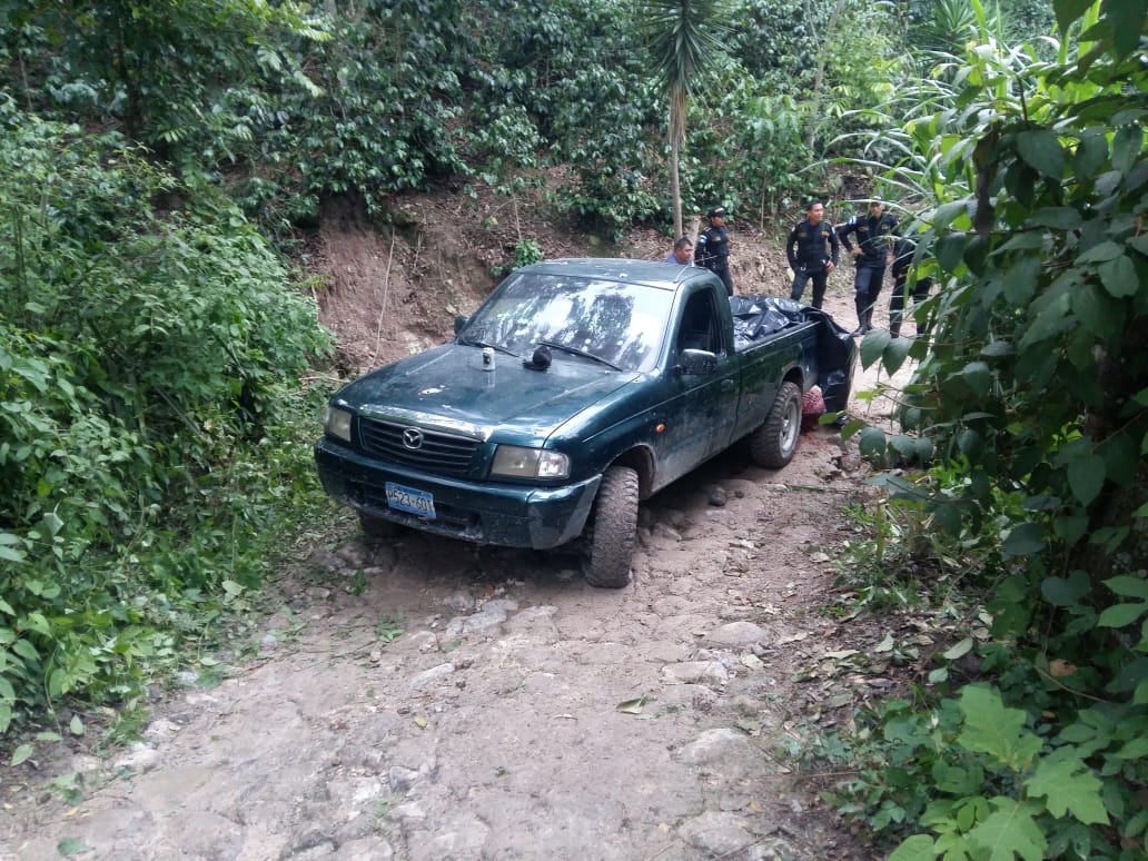 La escena que encontraron las autoridades es escalofriante. (Foto Prensa Libre: Twitter)  