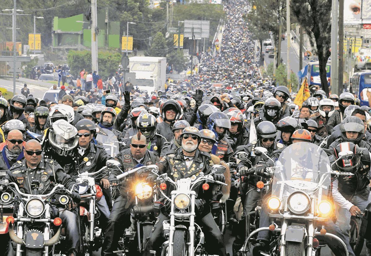 La tradicional Caravana del Zorro se realizará el próximo sábado 4 de febrero. (Foto Prensa Libre: Hemeroteca PL)