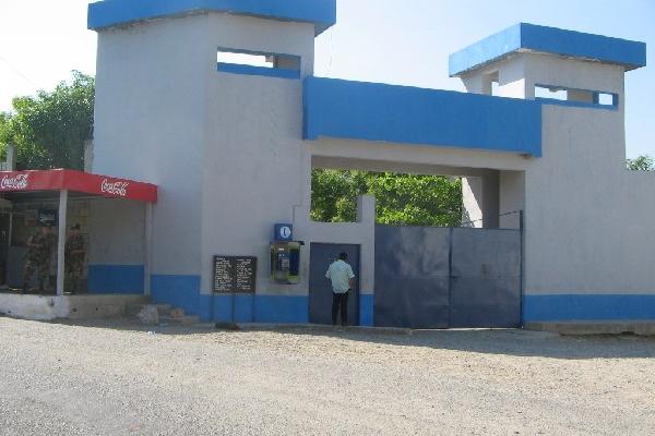 REOS HACEN  llamadas desde la cárcel Los Jocotes, pese a que allí funcionan bloqueadores.