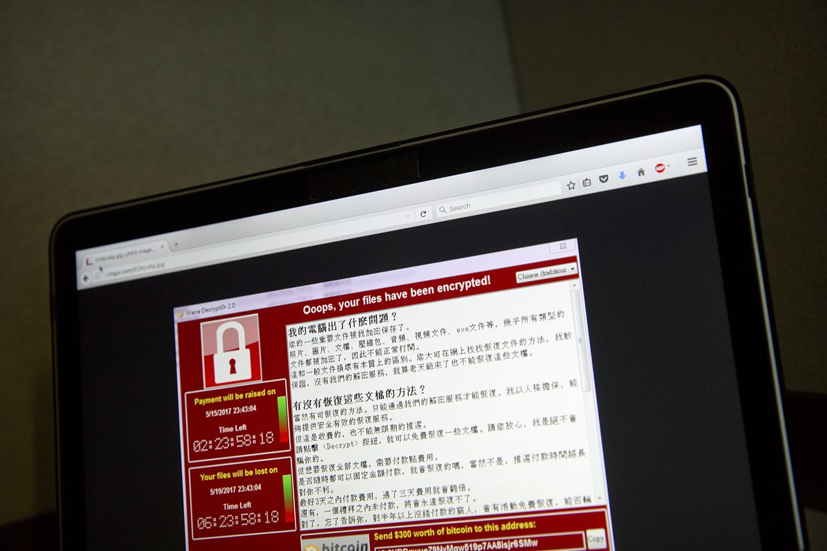 Los ataques cibernéticos afectaron al sistema informáticos de varios hospitales británicos (Foto Prensa Libre: AP).