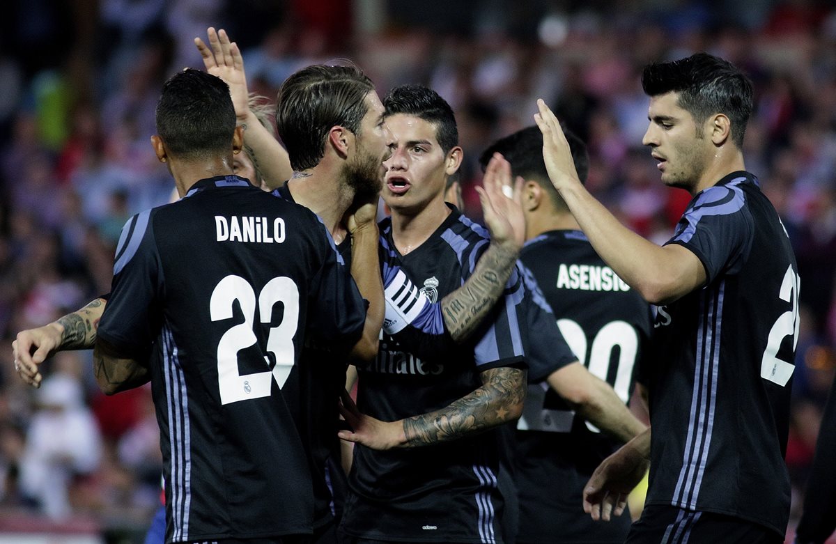 El Real Madrid sigue con el ojo puesto en el título de Liga. (Foto Prensa Libre: EFE)