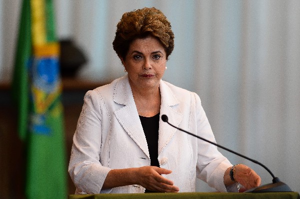Dilma Rousseff fue destituida de la presidencia de Brasil. (Foto Prensa Libre: AFP).