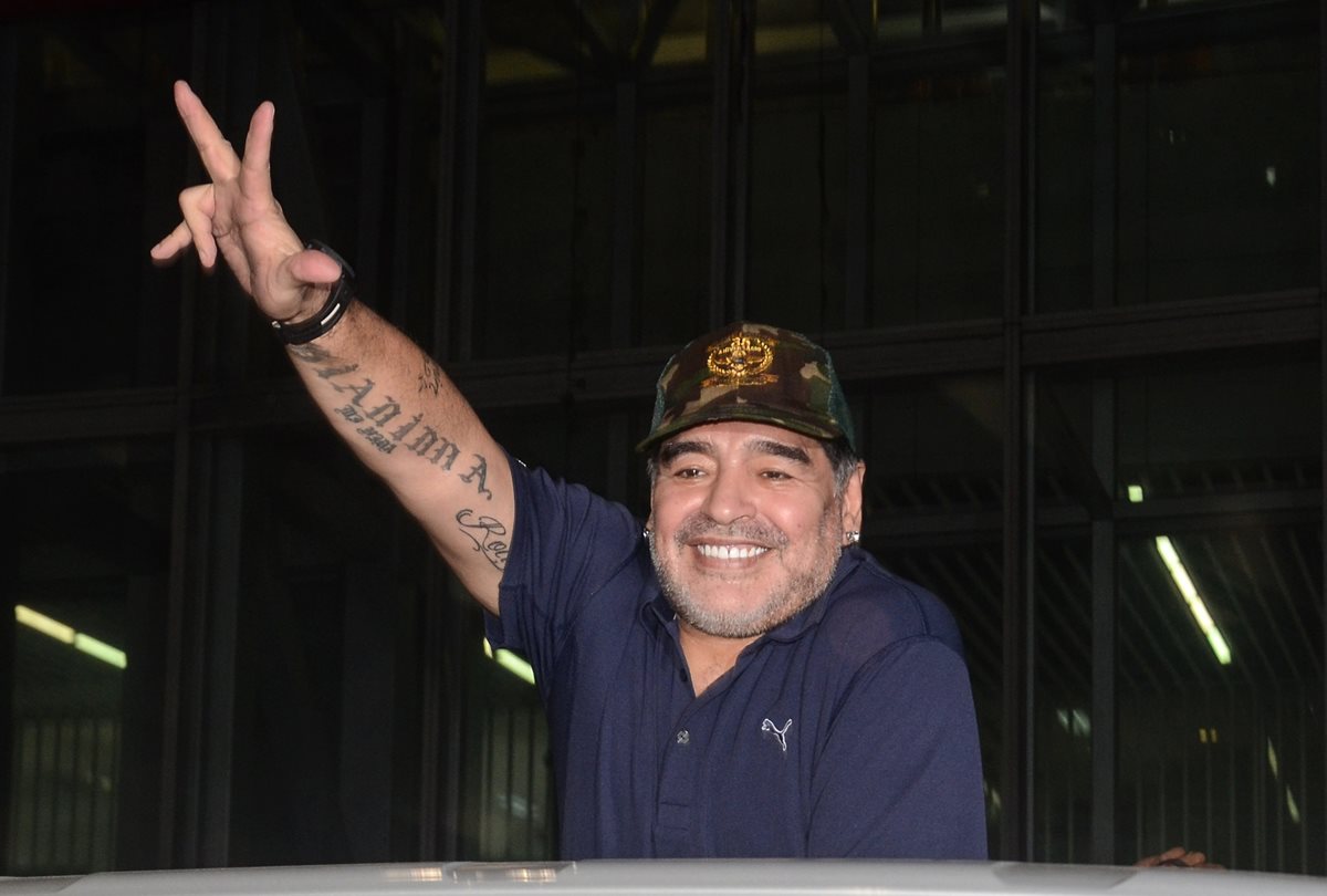 Maradona ve como favorito al Gremio de Porto Alegre para quedarse con el título en el Mundial de Clubes. (Foto Prensa Libre: AFP)