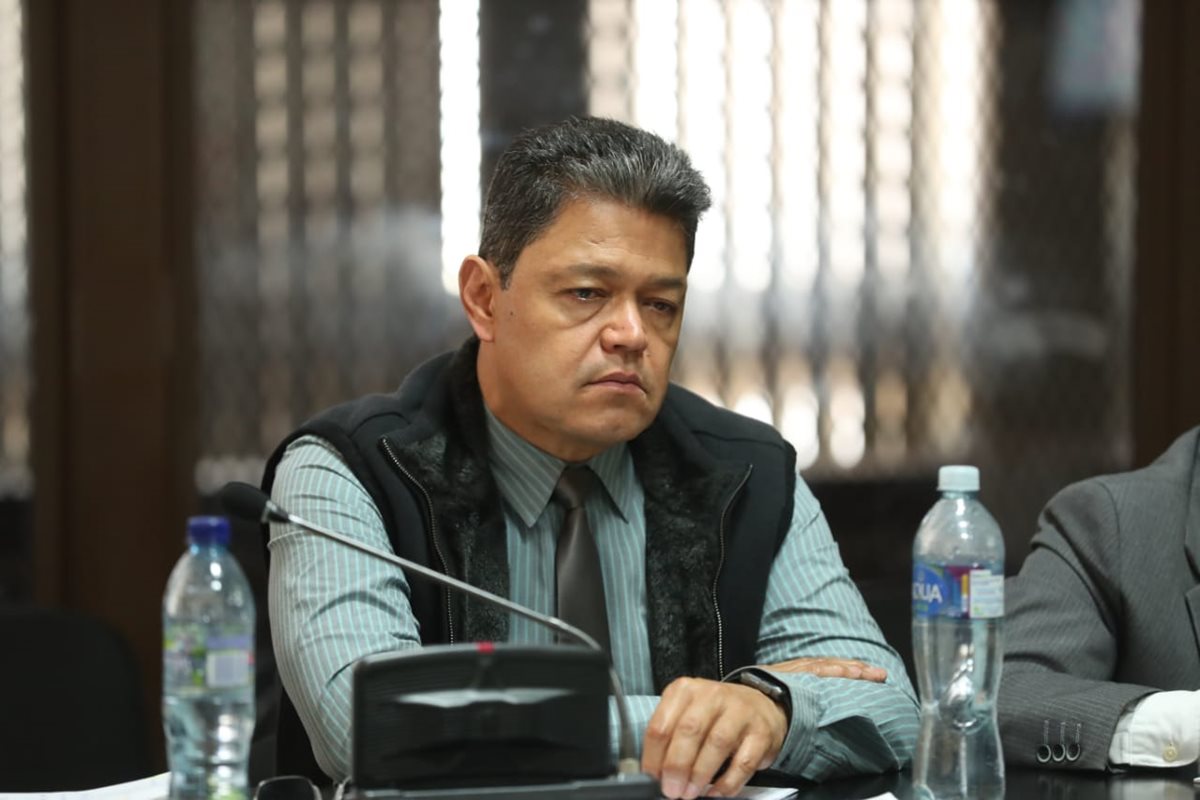 El empresario Raúl Osoy Penados se defendió de la acusación del MP y la Cicig. (Foto Prensa Libre: Esbin García)