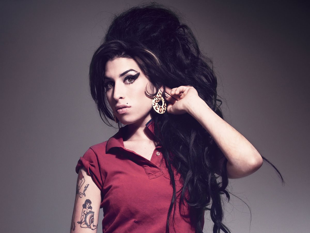 Amy Winehouse fue hallada muerta en su casa en Londres en el 2011. (Foto Prensa Libre: EFE)