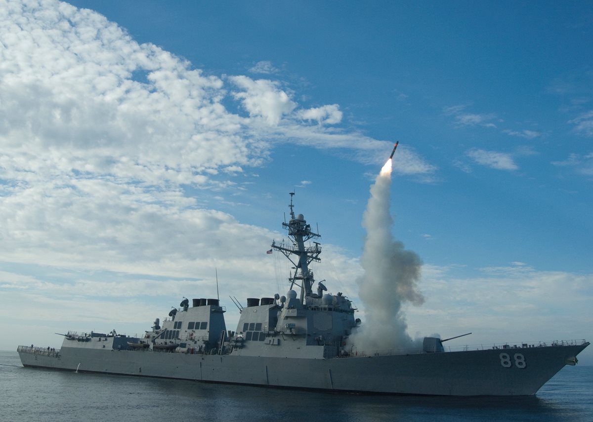 Foto de archivo muestra el tipo de misiles lanzados por EE. UU. contra base siria. (AFP)