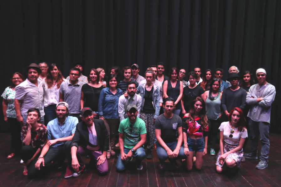 Artistas guatemaltecos se reúnen para apoyar a Álvaro Véliz. (Foto Prensa Libre: Anna Lucía Ibarra)