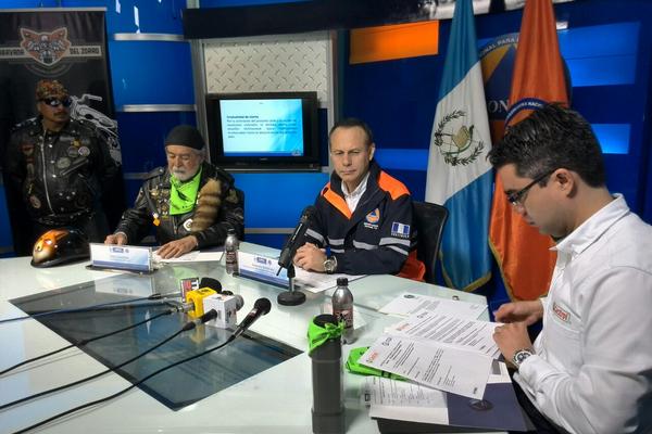En el kilómetro 12.9 ruta al Atlántico estará el punto de conteo del Récord Guinness de la Caravana del Zorro. (Foto Prensa Libre: E. Paredes)
