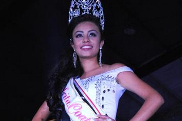 Crista Lily Garrido Mendoza fue electa Señorita Coatepeque, como parte de los preparativos de la Feria de Verano. (Foto Prensa Libre: Édgar O. Girón)