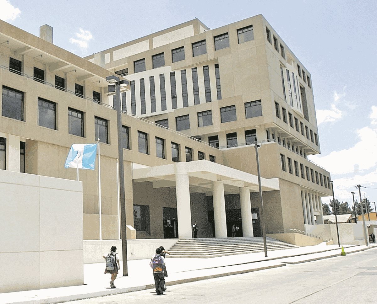 Cada día, el Ministerio Público recibe un promedio de 16 denuncias de personas que han sido violadas sexualmente. (Foto Prensa Libre: Hemeroteca PL)