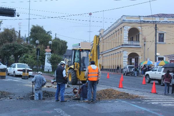 construcción causa descontento en Cobán.