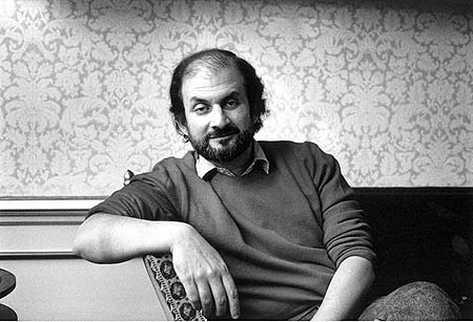 Salman Rushdie se incorpora al movimiento Occupy Wall Street (FOTO www.tepasmas.com)