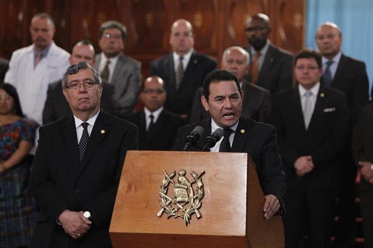 Dos diputados presentaron una solicitud de antejuicio en contra del presidente Jimmy Morales, por el caso Hogar Seguro. (Foto Prensa Libre: Hemeroteca PL)