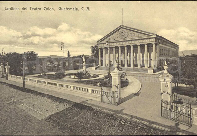 El Teatro Colón en todo su esplendor, foto antes de 1917. (Foto: Hemeroteca PL)