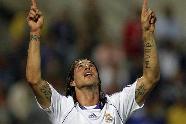 La palabra "tatuaje"  proviene del inglés tatoo, tomada del tahitiano Ta-tau, que en polinesio significa marca sobre la piel.<br mce_bogus="1"/>