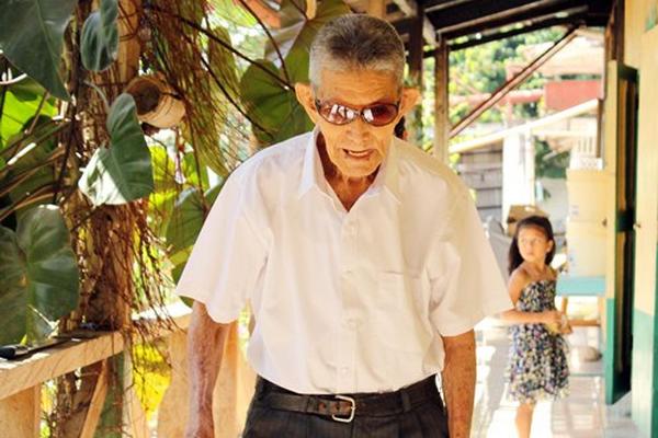 Dionisio Gregorio Mazariegos López cumplió cien años. (Foto Prensa Libre: Rolando Miranda).