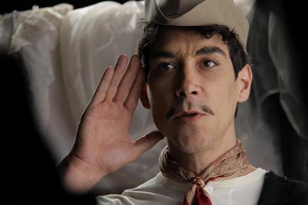 El actor español Óscar Jaenada protagoniza el filme Cantinflas. (Foto Prensa Libre: EFE)