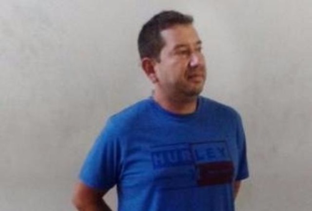 Ronald Espada fue aprehendido por las autoridades de El Salvador. (Foto Prensa Libre: ElSalvador.com)